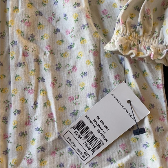 NWT baby pajamas - Picture 3 of 3